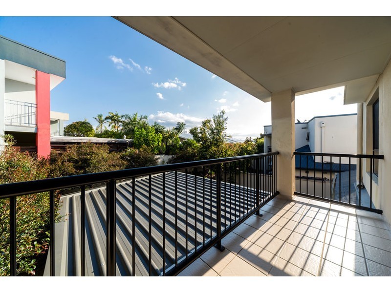 27/368 Pine Ridge Road, Coombabah QLD 4216