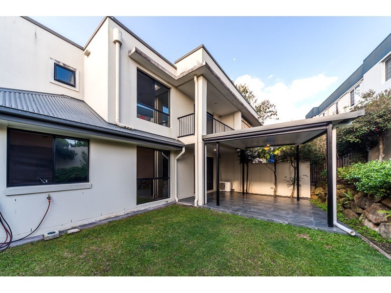 27/368 Pine Ridge Road, Coombabah QLD 4216