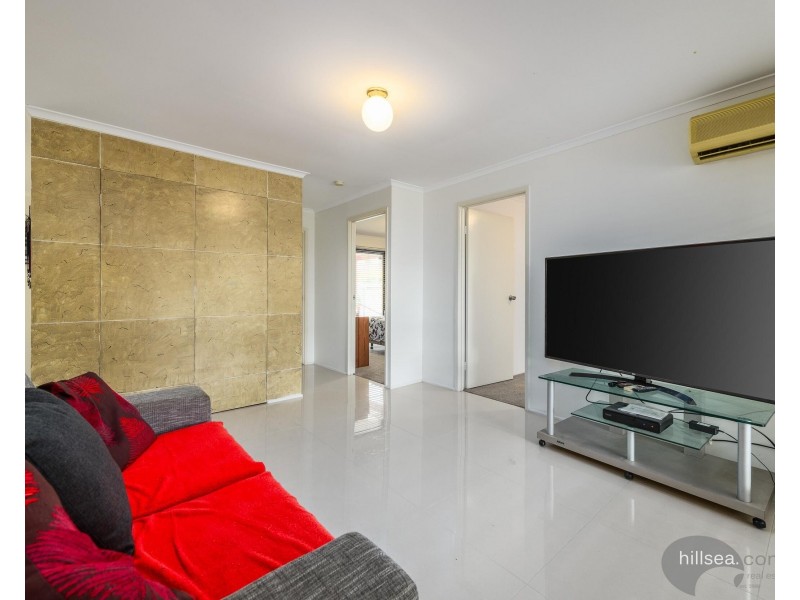 1/6 Robin Joy Close, Labrador QLD 4215