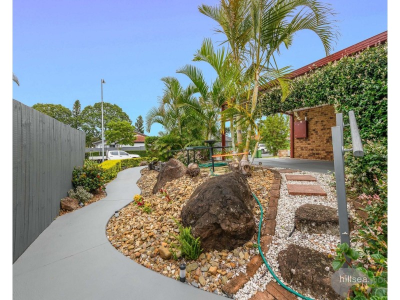 1/6 Robin Joy Close, Labrador QLD 4215