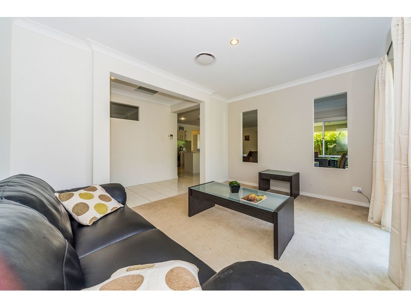 24 Iridium Drive, Hope Island QLD 4212