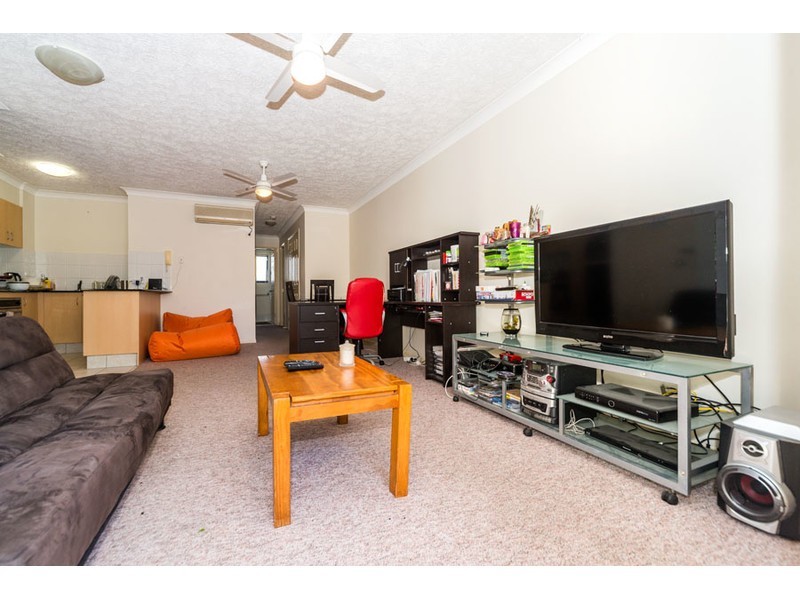 56/38 Labrador Street, Labrador QLD 4215