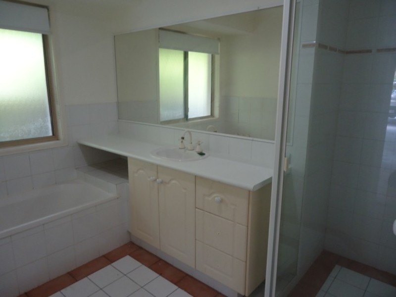 22 Henry Cotton Drive, Parkwood QLD 4214