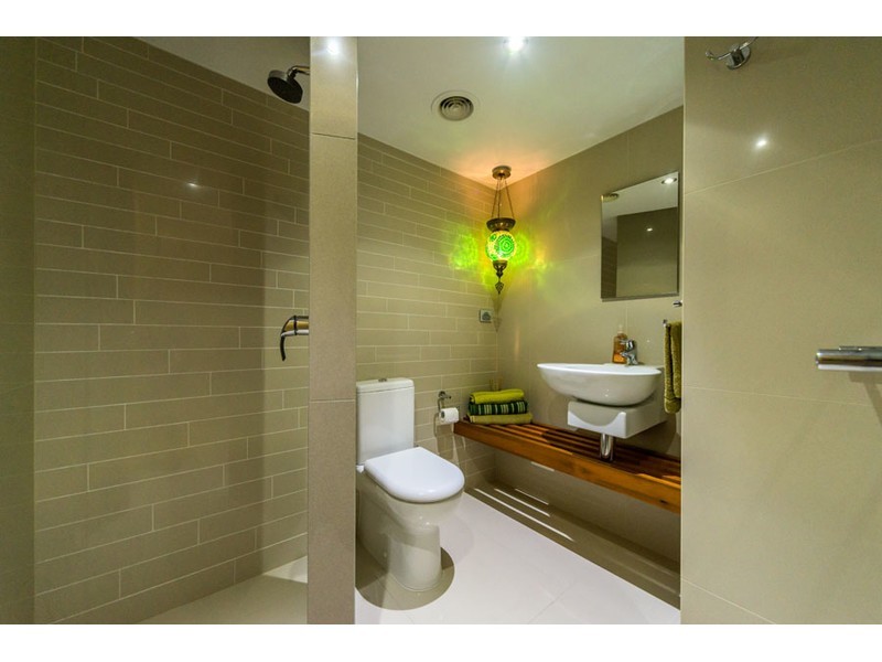 322/392-398 Marine Parade, Labrador QLD 4215