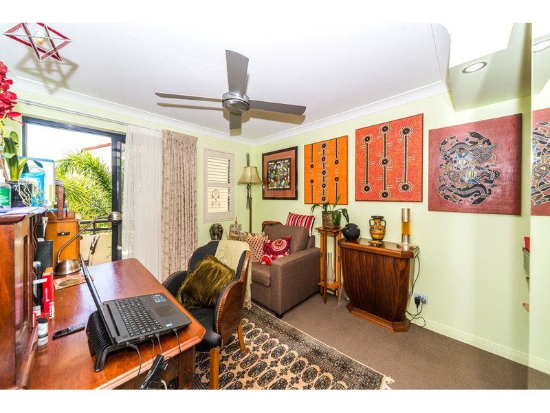 322/392-398 Marine Parade, Labrador QLD 4215