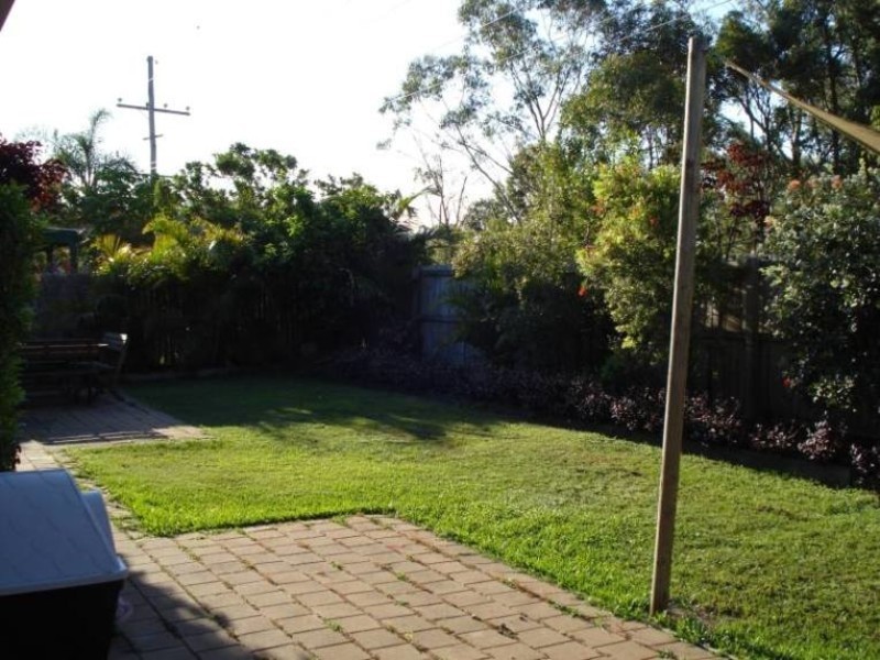 2/18 Kenny Drive, Labrador QLD 4215