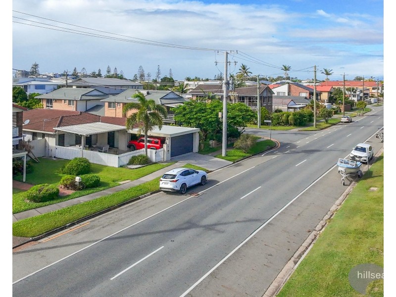 35 Paradise Parade, Paradise Point QLD 4216