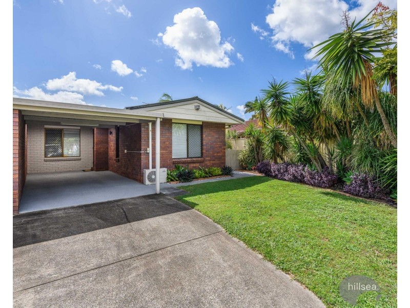 1/7 Eurimbula Court, Paradise Point QLD 4216