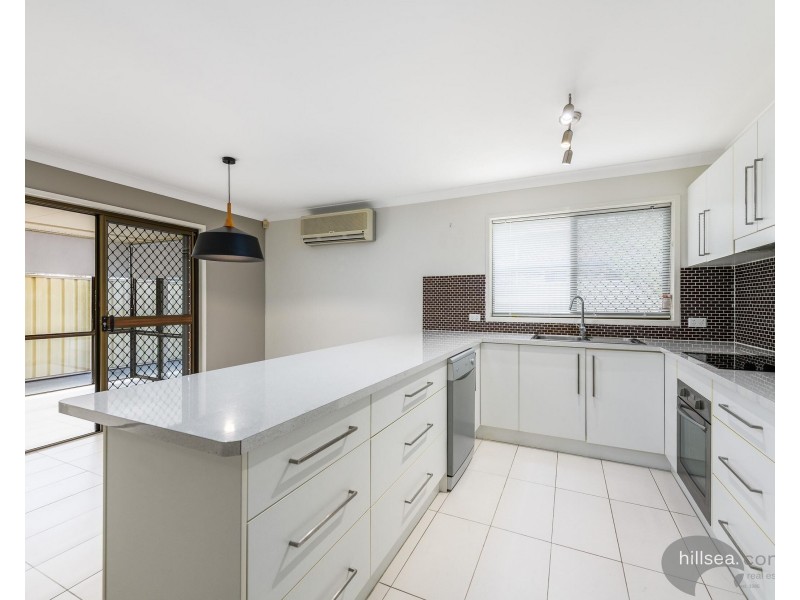 1/7 Eurimbula Court, Paradise Point QLD 4216