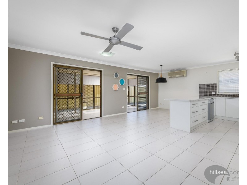 1/7 Eurimbula Court, Paradise Point QLD 4216
