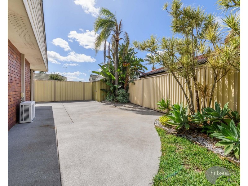 1/7 Eurimbula Court, Paradise Point QLD 4216