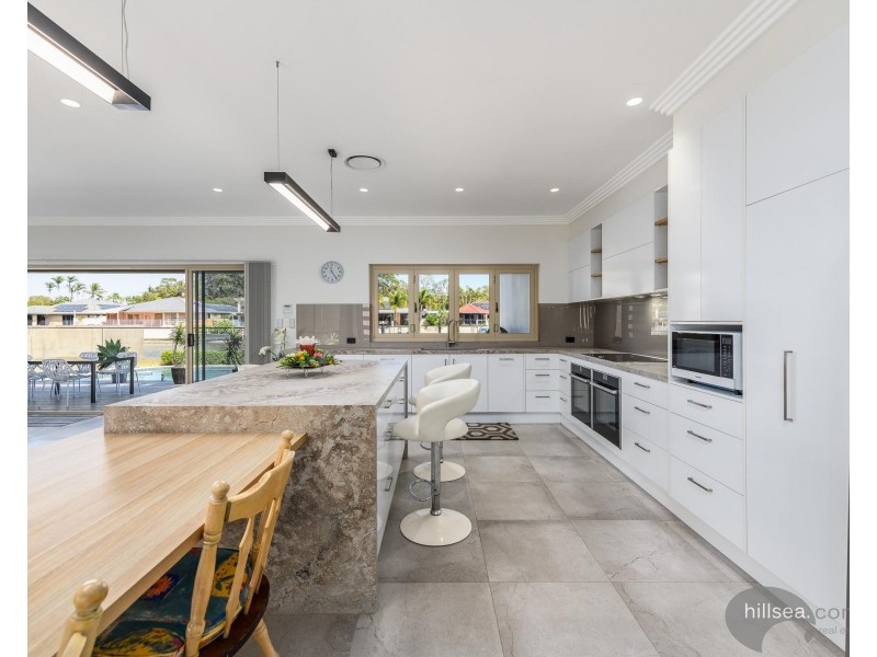 340 Bayview Street, Hollywell QLD 4216