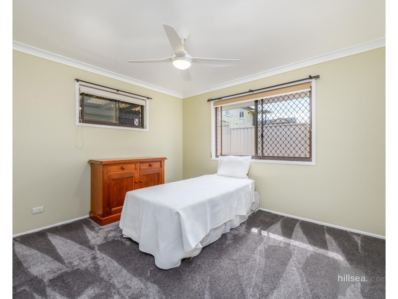 1/36 Government Road, Labrador QLD 4215
