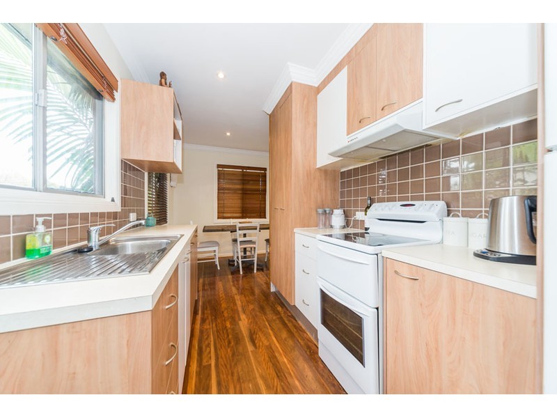 19 Ashgrove Avenue, Runaway Bay QLD 4216