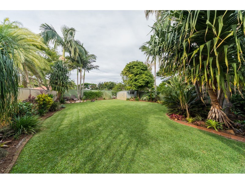 19 Ashgrove Avenue, Runaway Bay QLD 4216