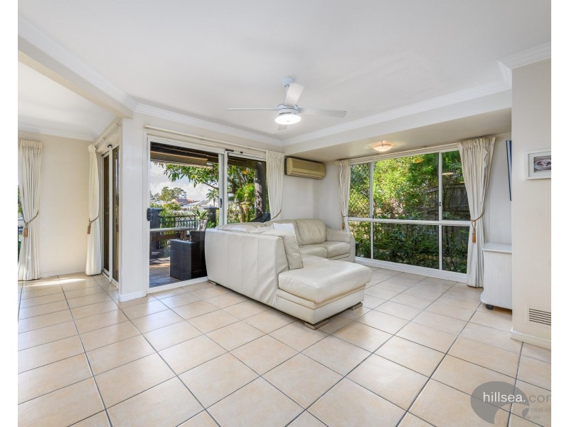 17/82-86 Limetree Parade, Runaway Bay QLD 4216