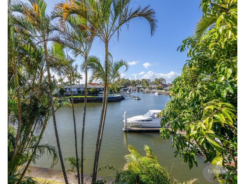 17/82-86 Limetree Parade, Runaway Bay QLD 4216