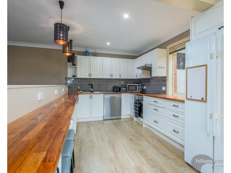12 Ocean View Parade, Tamborine Mountain QLD 4272