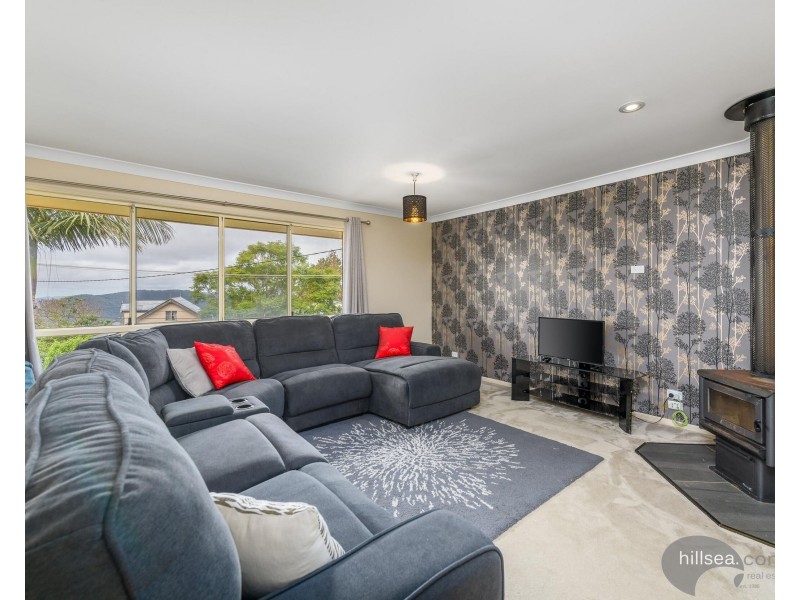 12 Ocean View Parade, Tamborine Mountain QLD 4272