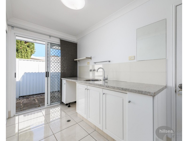 3 Eastbank Terrace, Helensvale QLD 4212