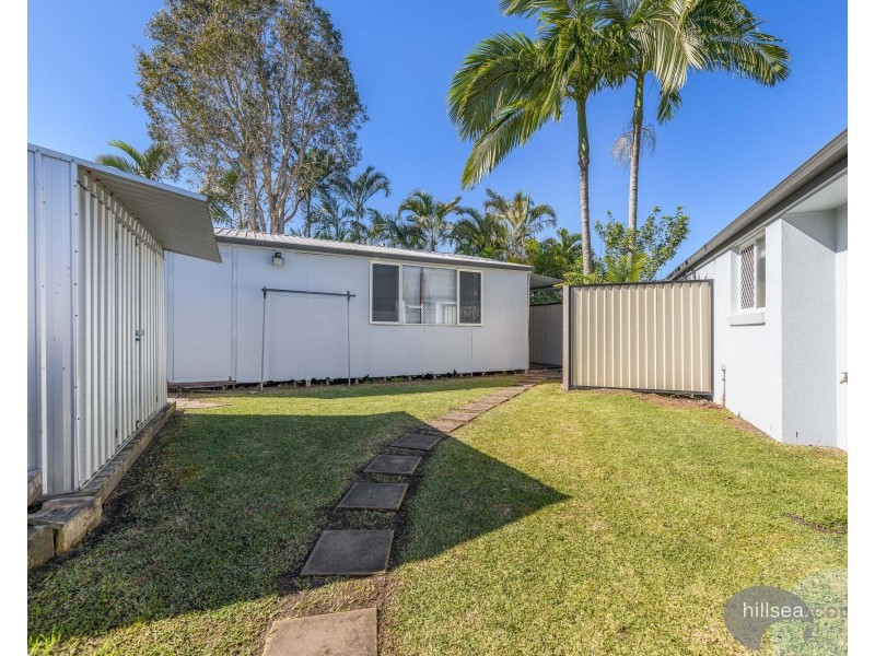3 Eastbank Terrace, Helensvale QLD 4212