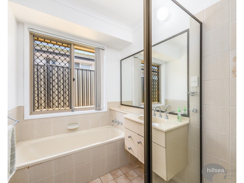 317 Central Street, Arundel QLD 4214