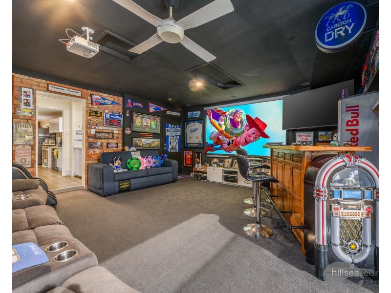 2 Sidney Nolan Drive, Coombabah QLD 4216