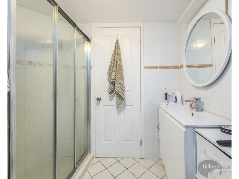 17/89-91 Bayview Street, Runaway Bay QLD 4216