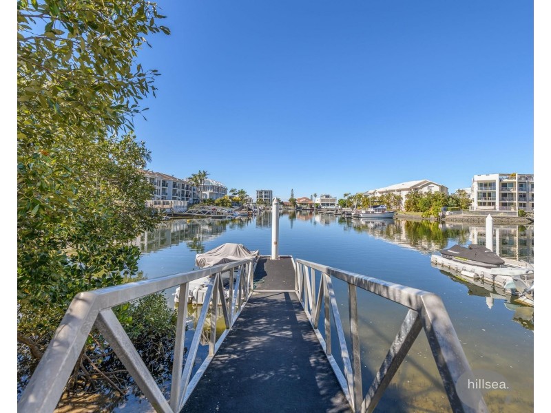 17/89-91 Bayview Street, Runaway Bay QLD 4216
