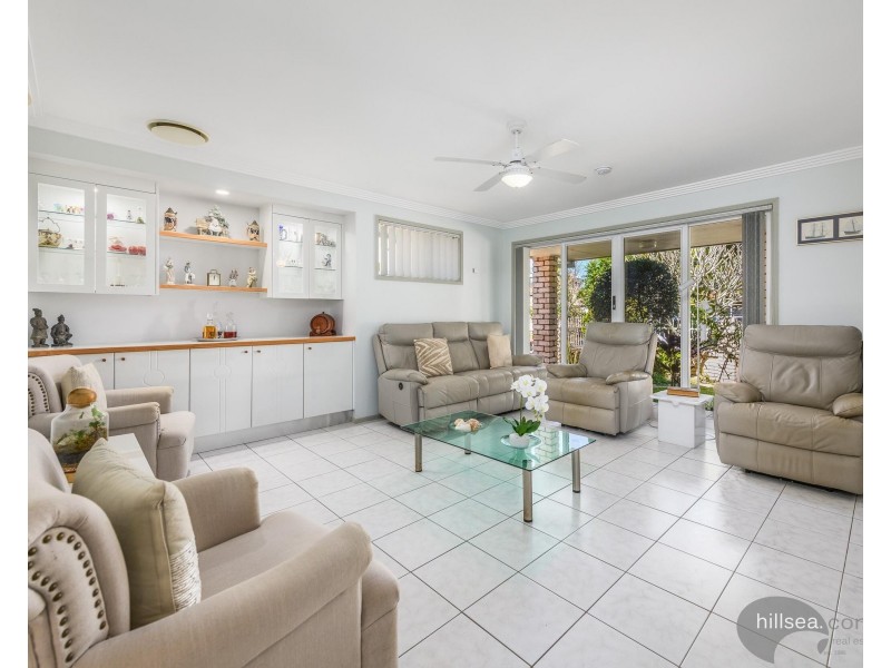 1/33 Nankeen Avenue, Paradise Point QLD 4216