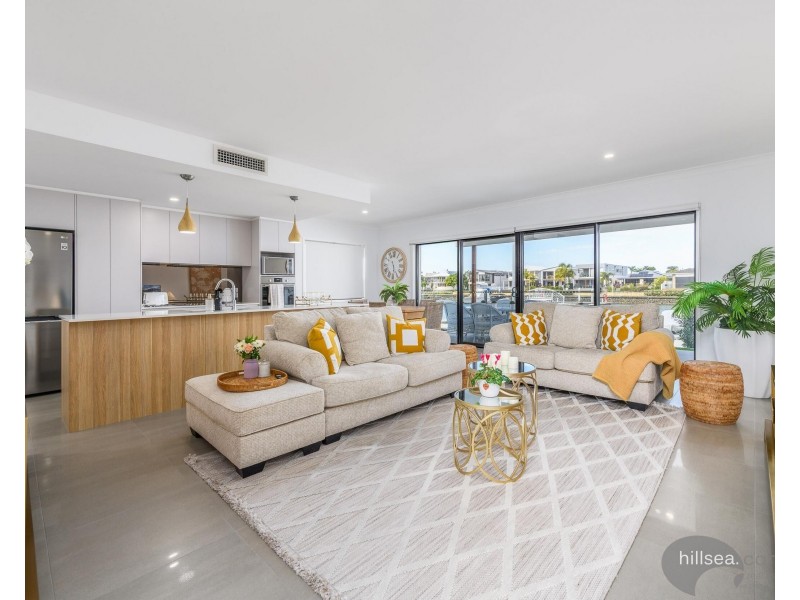 20/35 Sickle Avenue, Hope Island QLD 4212