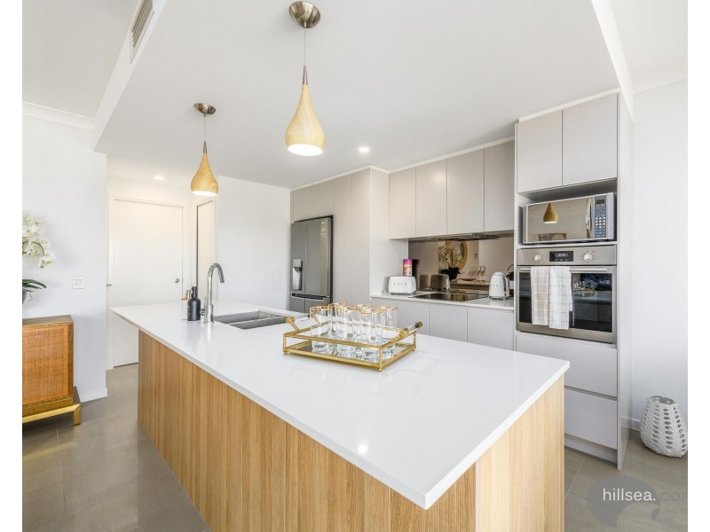 20/35 Sickle Avenue, Hope Island QLD 4212