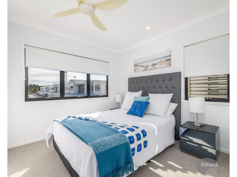 20/35 Sickle Avenue, Hope Island QLD 4212