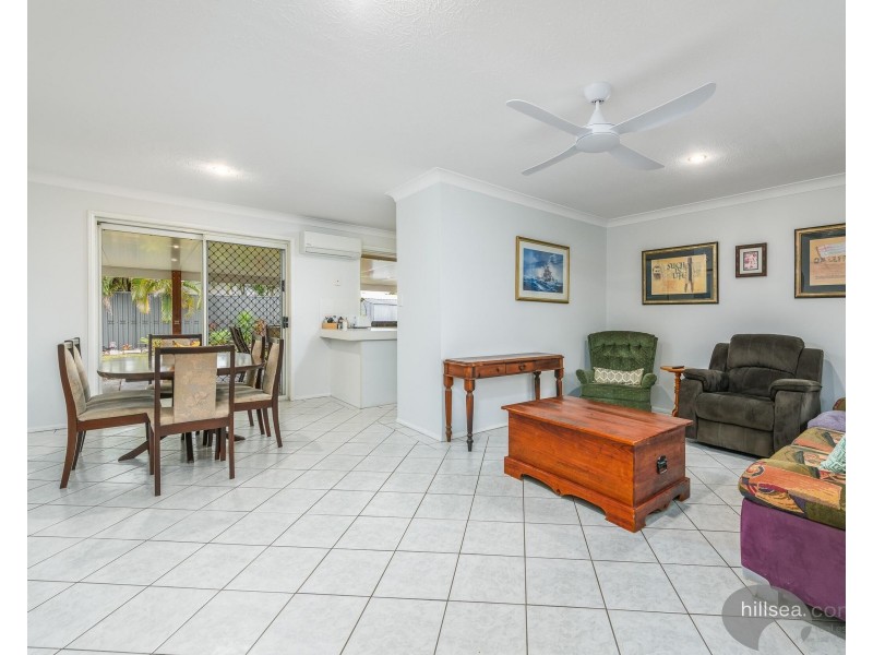 10 Rason Way, Coombabah QLD 4216