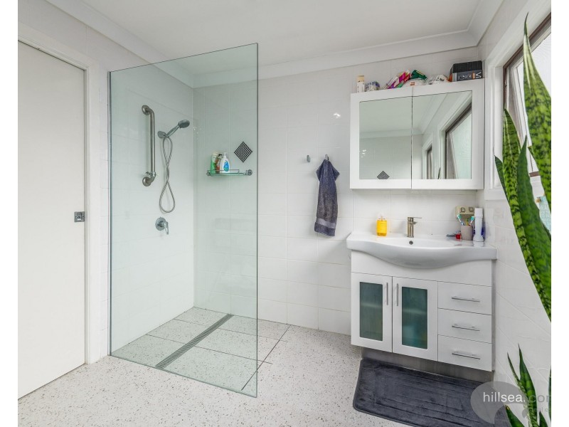 9 Allinga Street, Coombabah QLD 4216