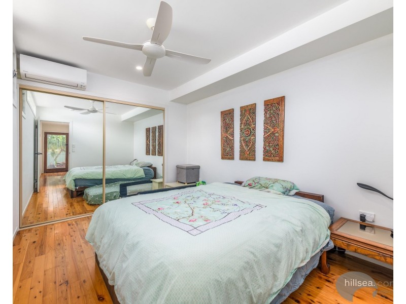 9 Allinga Street, Coombabah QLD 4216
