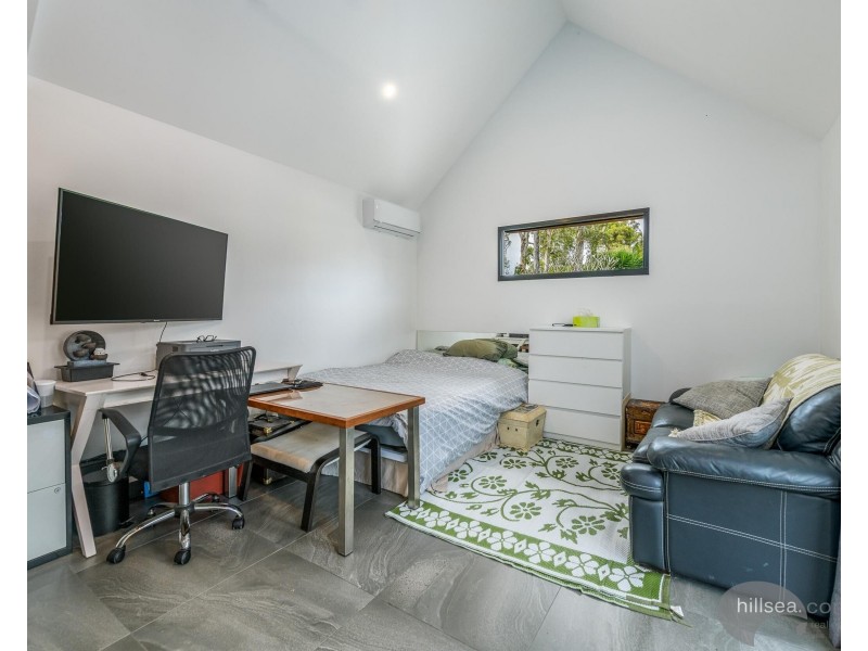 9 Allinga Street, Coombabah QLD 4216