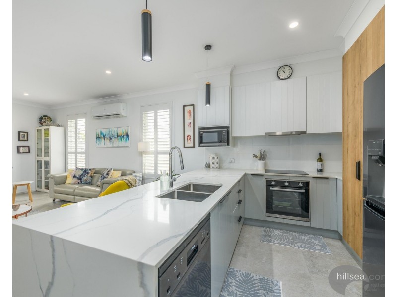 2/9 Sapphire Street, Hollywell QLD 4216