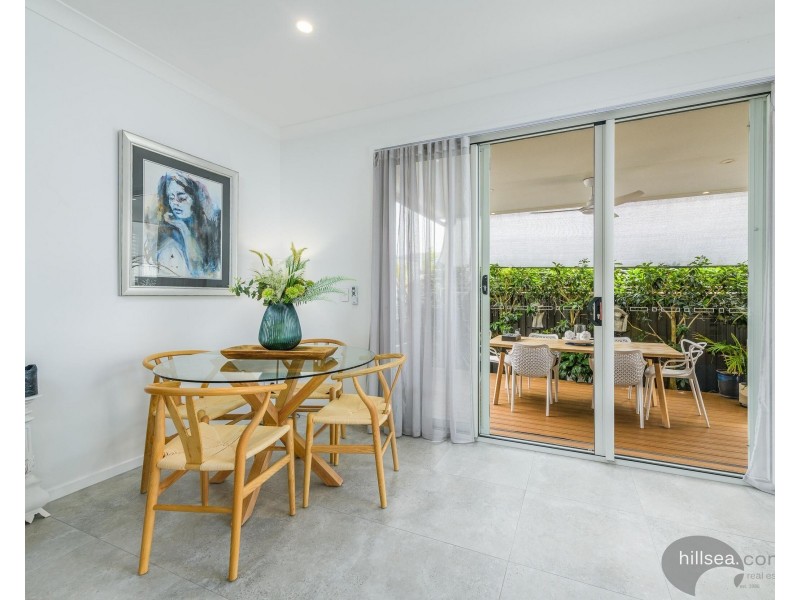 2/9 Sapphire Street, Hollywell QLD 4216