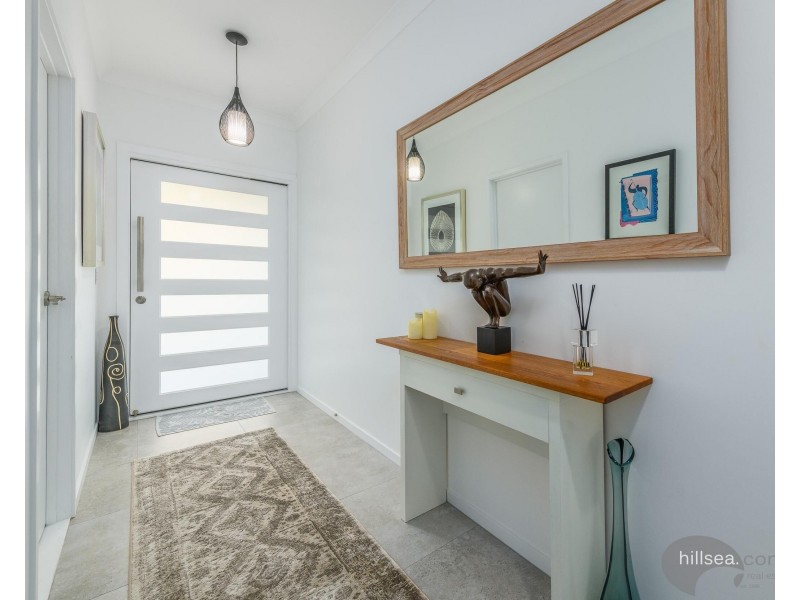 2/9 Sapphire Street, Hollywell QLD 4216