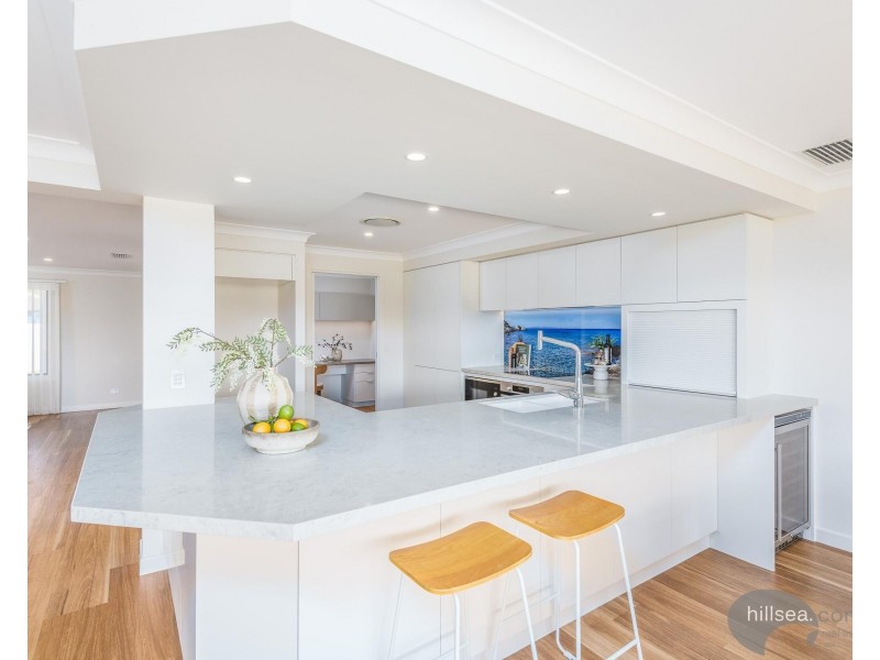 58 O’Grady Drive, Paradise Point QLD 4216