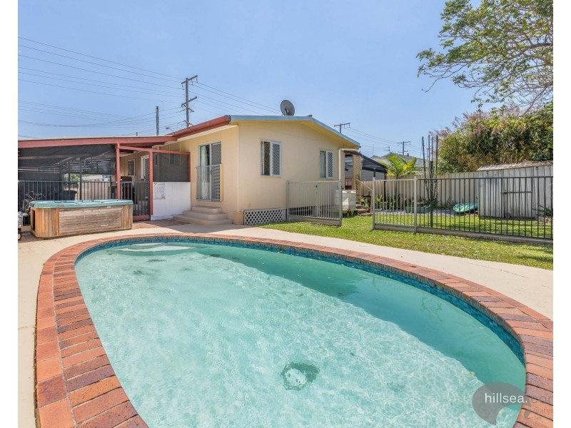 7 Morala Avenue, Biggera Waters QLD 4216