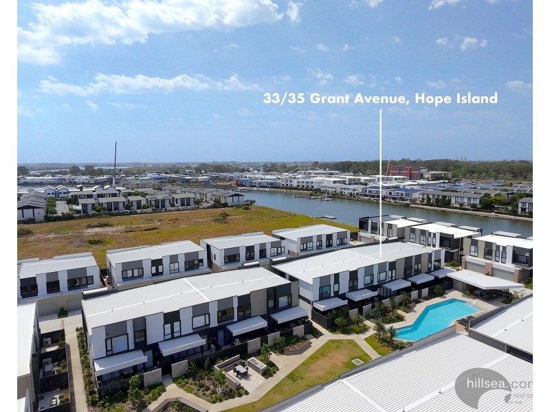 33/35 Grant Avenue, Hope Island QLD 4212