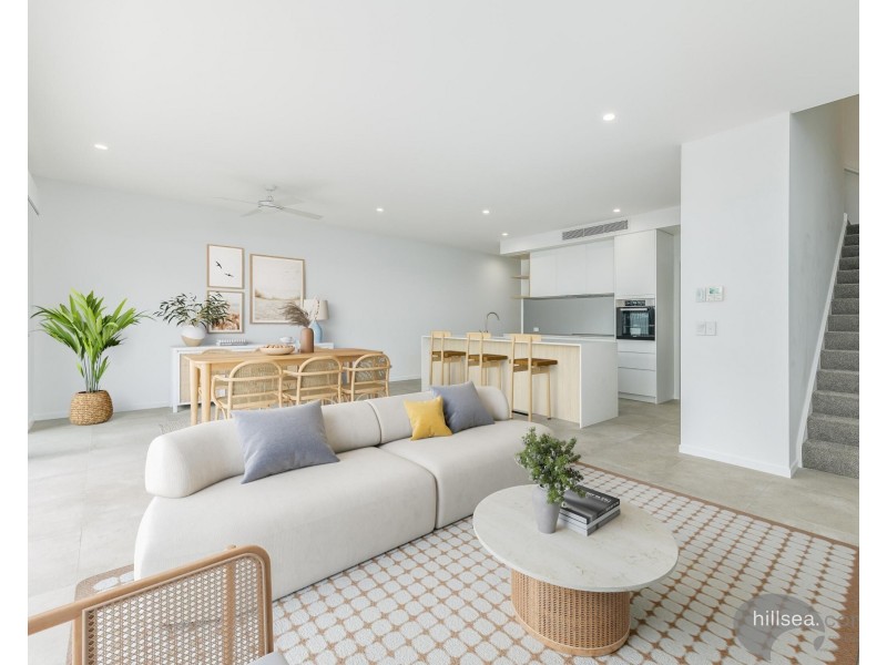 33/35 Grant Avenue, Hope Island QLD 4212