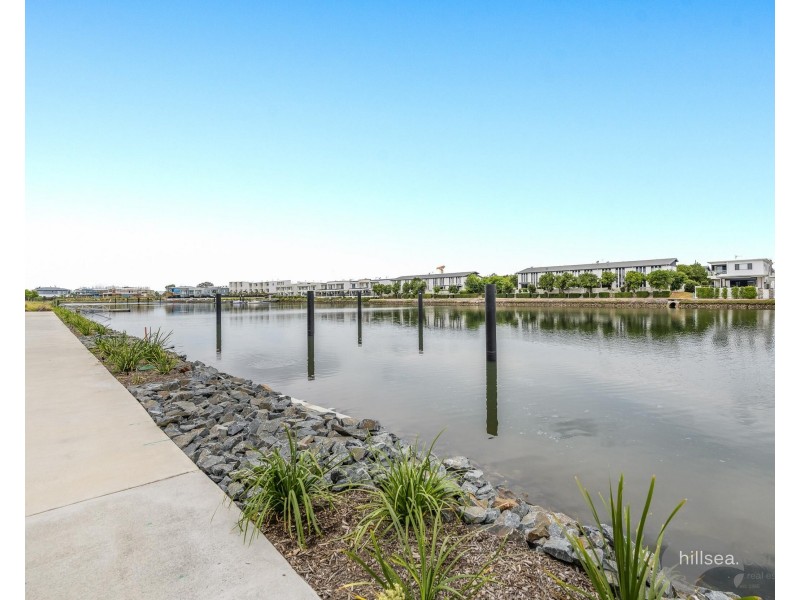 33/35 Grant Avenue, Hope Island QLD 4212