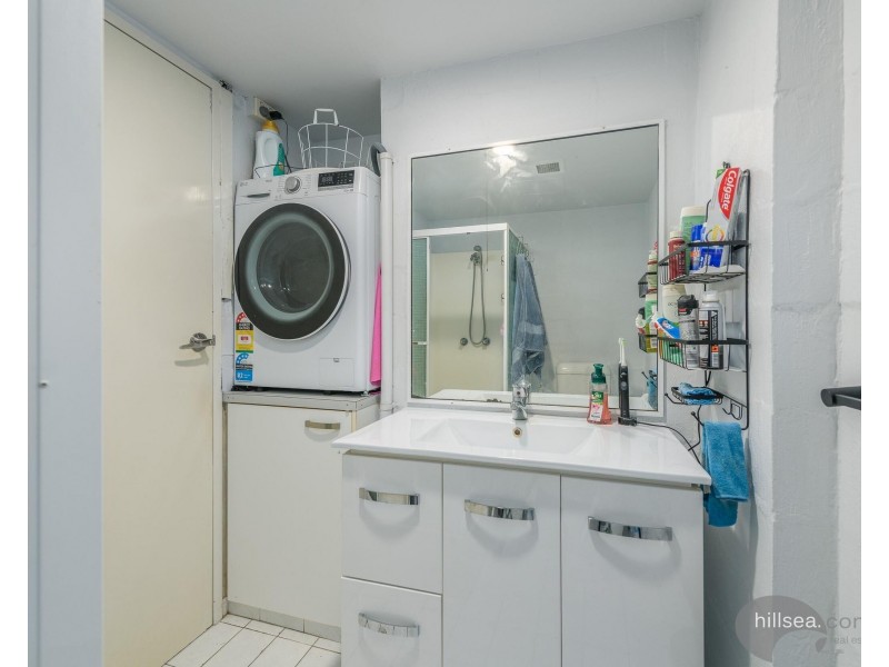 7/18 Abalone Avenue, Paradise Point QLD 4216