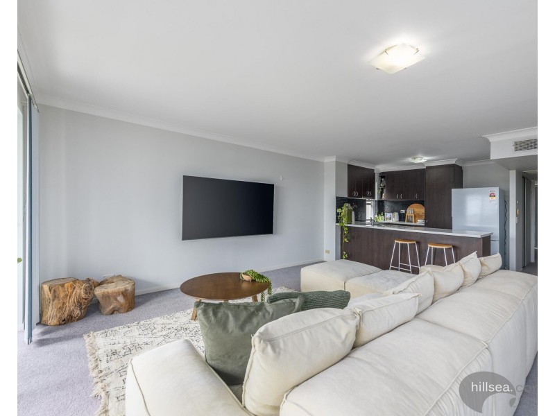 1109/33 Clark Street, Biggera Waters QLD 4216