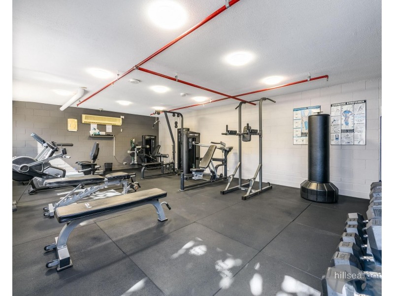 1109/33 Clark Street, Biggera Waters QLD 4216