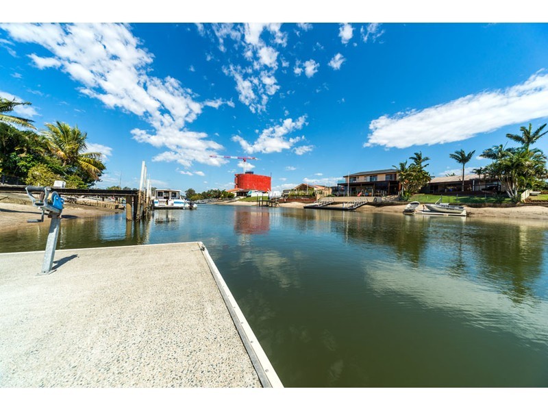 5 Clipper Court, Biggera Waters QLD 4216
