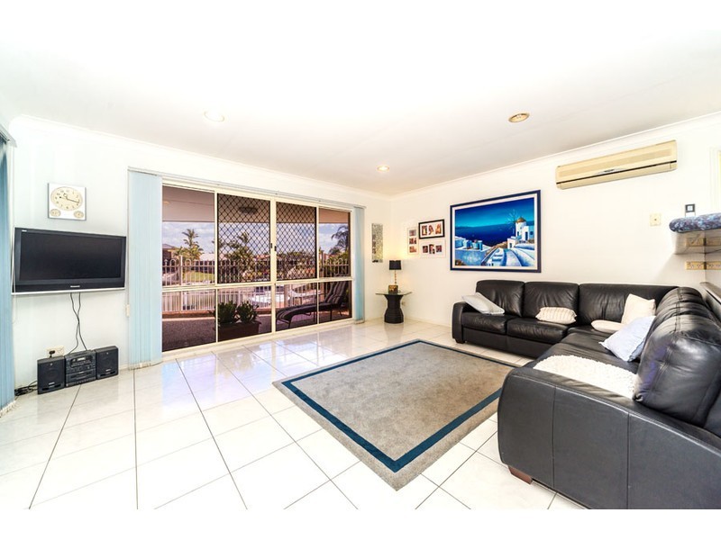 5 Clipper Court, Biggera Waters QLD 4216